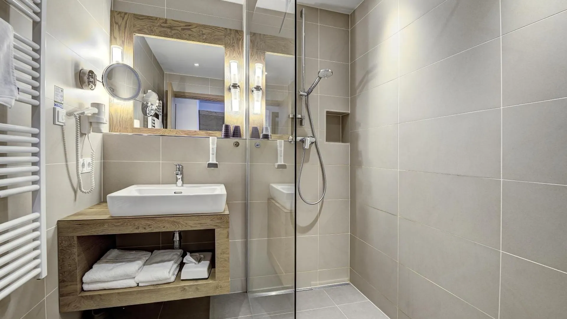 זאלבך הינטרגלם Das Glemm Hotel